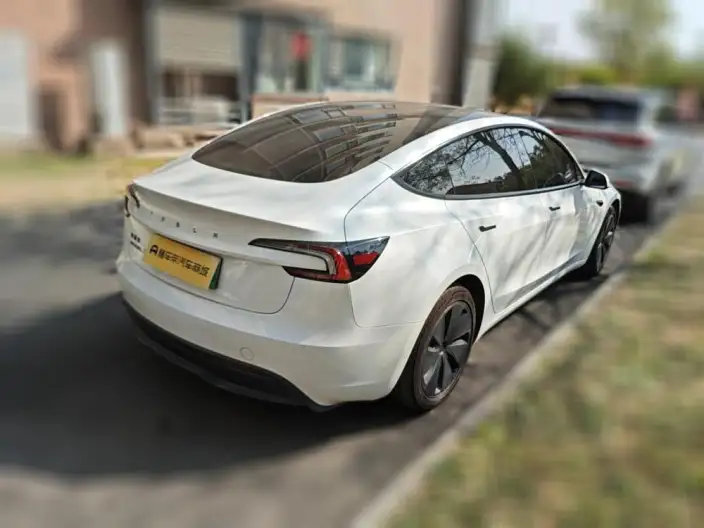 Model 3 2025 Model Facelift Rear-wheel drive version