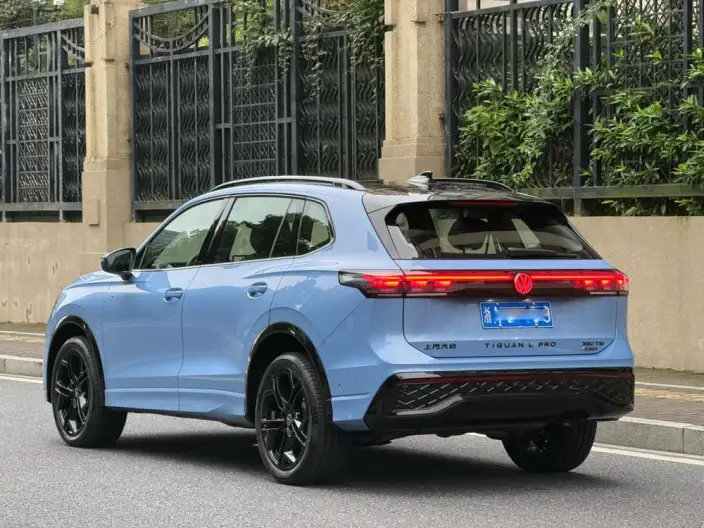 Volkswagen Tiguan L 2026 Model Pro 380TSI 4WD R-Line Zhizun Edition – фото 5