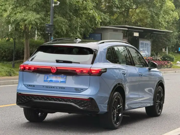 Volkswagen Tiguan L 2026 Model Pro 380TSI 4WD R-Line Zhizun Edition – фото 7