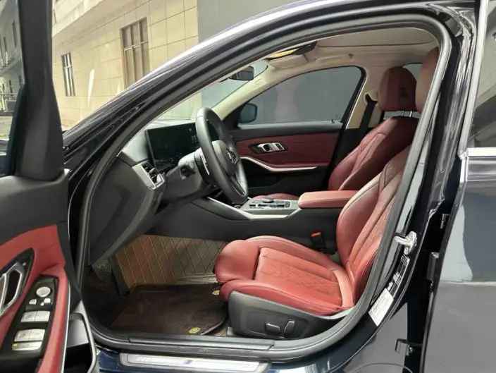 BMW 3 Series 2023 Model 325i M Sports Set – фото 10