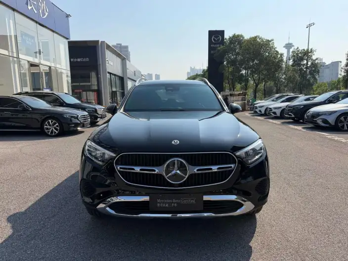 Mercedes-Benz GLC 2023 Model GLC 260 L 4MATIC Dynamic Model 5 seat – фото 2