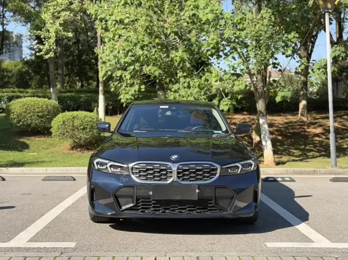 BMW 3 Series 2023 Model 325Li M Sports Set – фото 2