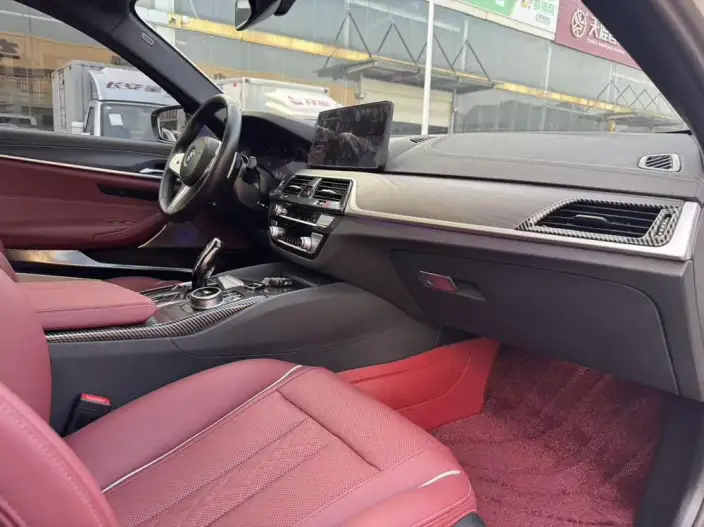 BMW 5 Series 2023 Model 530Li Leading Model M Sports Set – фото 7