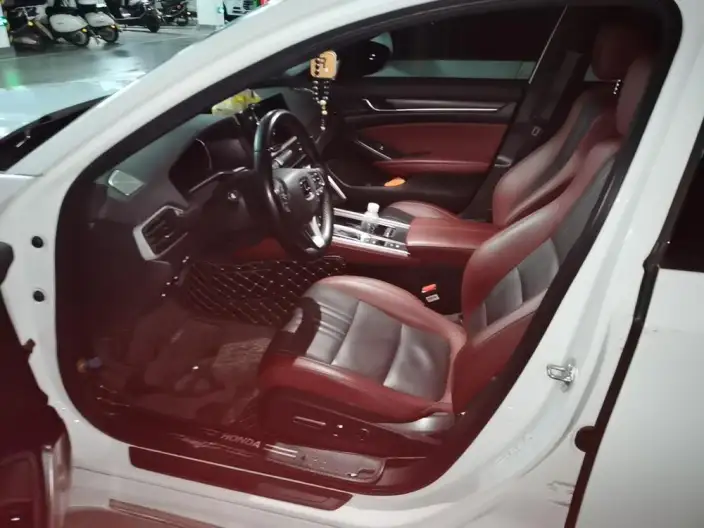Honda INSPIRE 2022 Model 260TURBO Exquisite Edition – фото 10