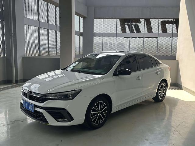 Roewe i5 2021 1.5L CVT Platinum Edition – фото 1
