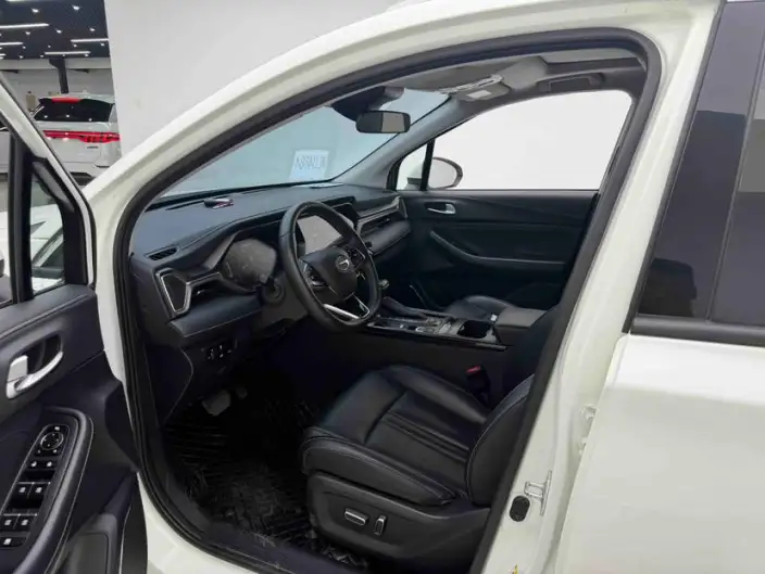 GAC Trumpchi GS4 2022 Model 270T Automatic Zhixing Ultimate Edition – фото 8