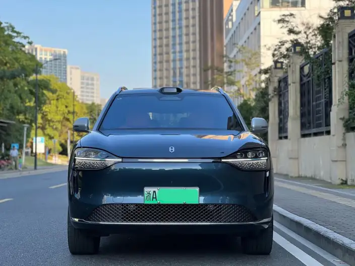 Aito M9 2024 Model EV Ultra VI seat Edition