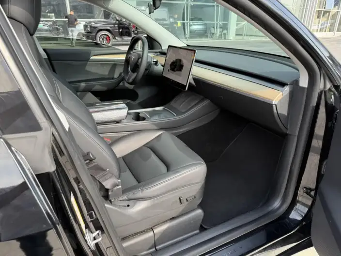 Model Y 2022 Model Rear-wheel drive version – фото 9