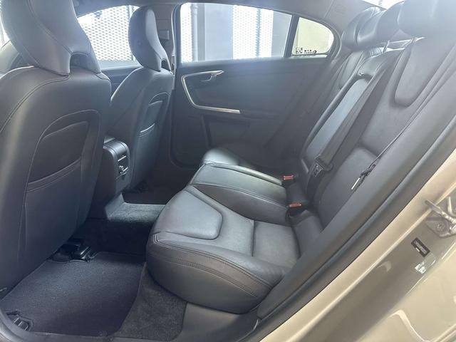 Volvo S60 2015 S60L 2.0T Intelligent Far – фото 9
