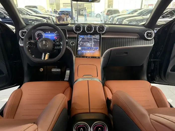 Mercedes-Benz GLC 2024 Model GLC 300 L 4MATIC Luxury Model 7 seat – фото 10