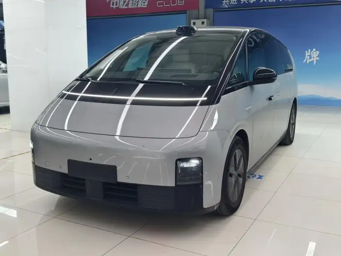Li Auto MEGA 2024 Model Ultra Edition