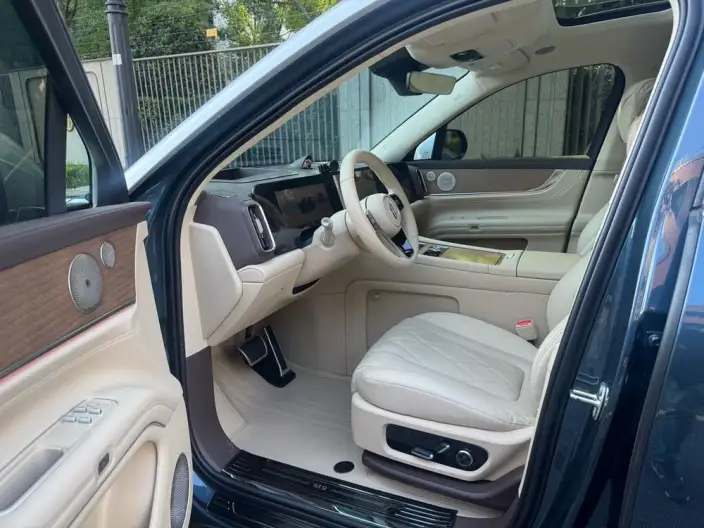 Aito M9 2024 Model Extended Range Ultra VI seat Edition – фото 9