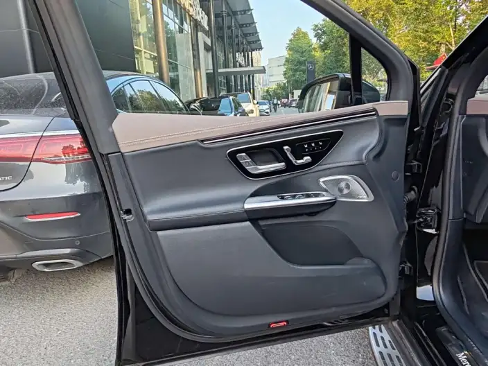 Mercedes-Benz EQE SUV 2024 Model EQE SUV 500 4MATIC Deluxe Edition – фото 8