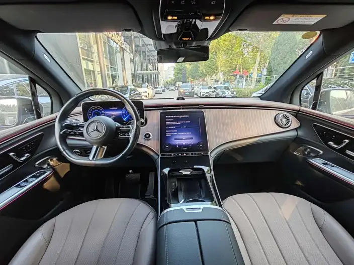 Mercedes-Benz EQE SUV 2024 Model EQE SUV 500 4MATIC Deluxe Edition – фото 10