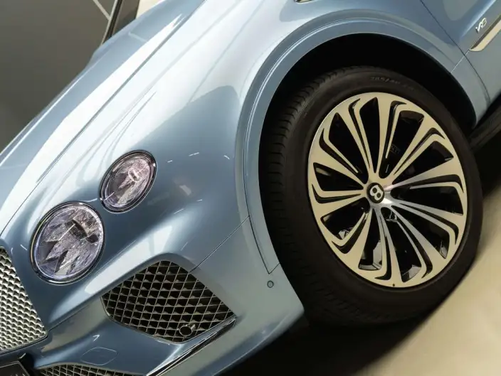 Bentayga 2022 Model 4.0T V8 – фото 6
