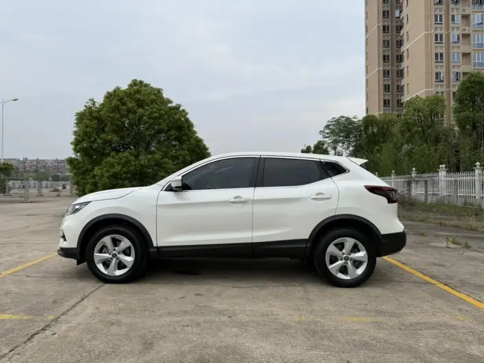 Nissan Qashqai 2023 Model Classic 2.0L Comfort Edition