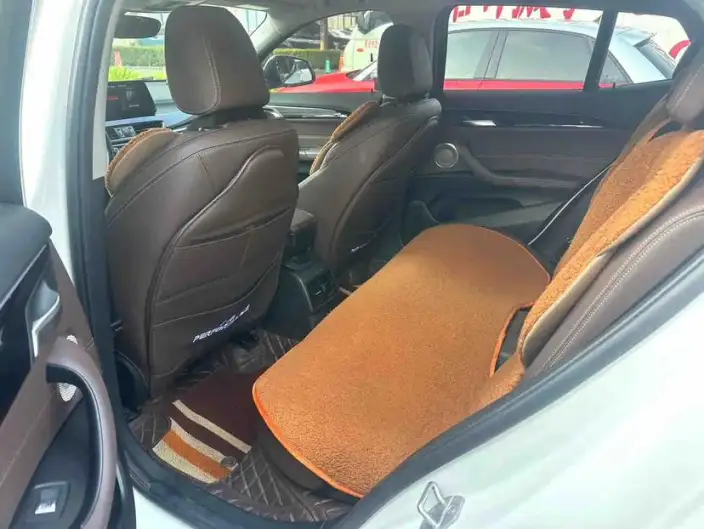 BMW X2 2023 Model sDrive25i M Off-road Set – фото 9