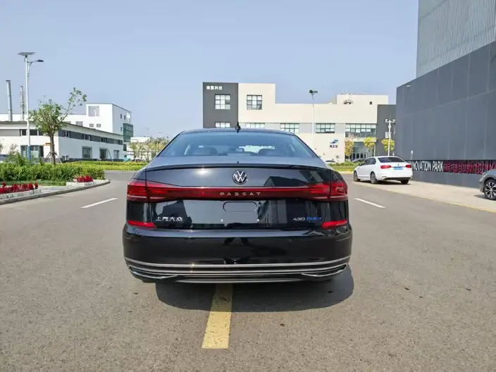 Volkswagen Passat PHEV 2025 Model 430PHEV Hybrid Business Edition – фото 5