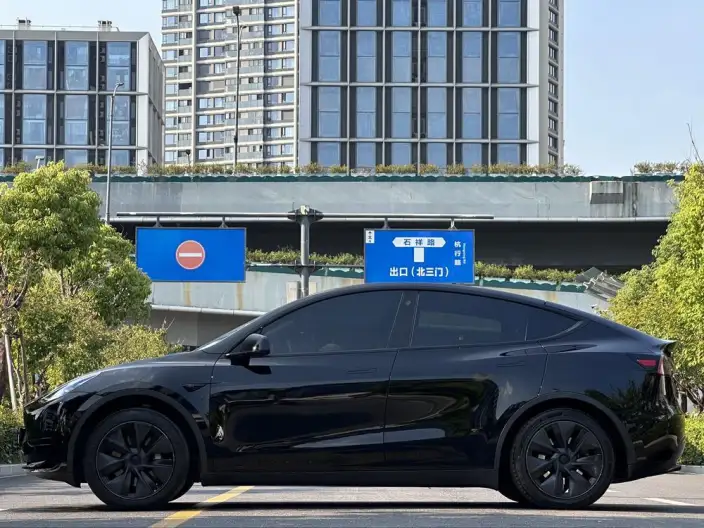 Model Y 2023 Model Rear-wheel drive version