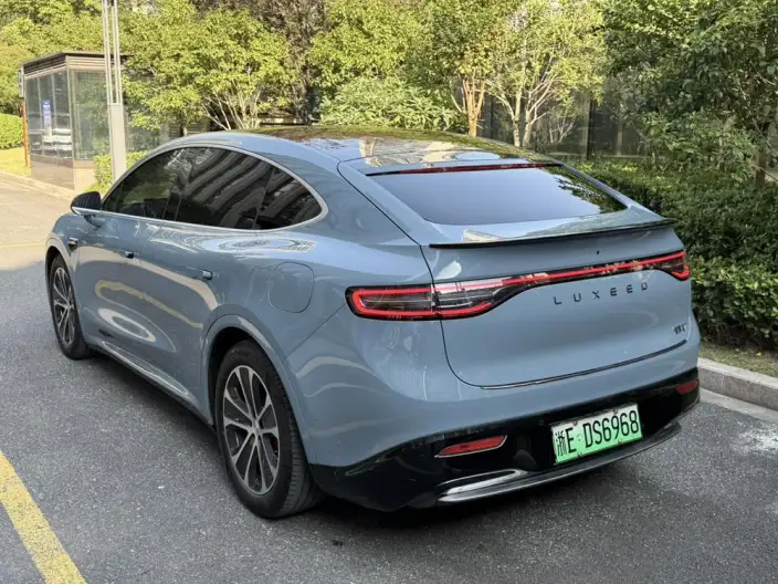 Luxeed R7 2024 Model EV 100kWh UItra 4WD Edition – фото 2
