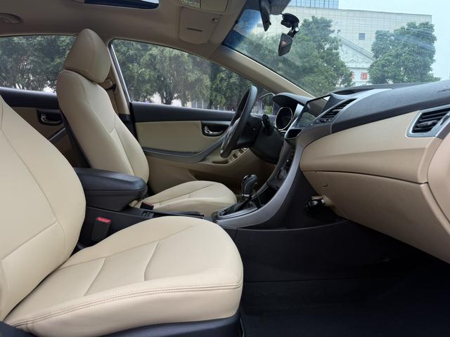 Hyundai Elantra LD 2013 1.6L Automatic Leading – фото 5