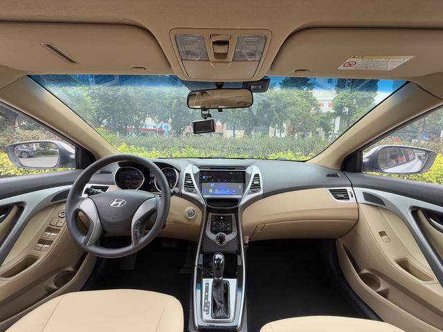 Hyundai Elantra LD 2013 1.6L Automatic Leading – фото 6