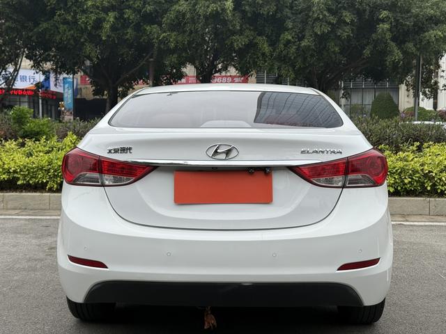 Hyundai Elantra LD 2013 1.6L Automatic Leading – фото 10