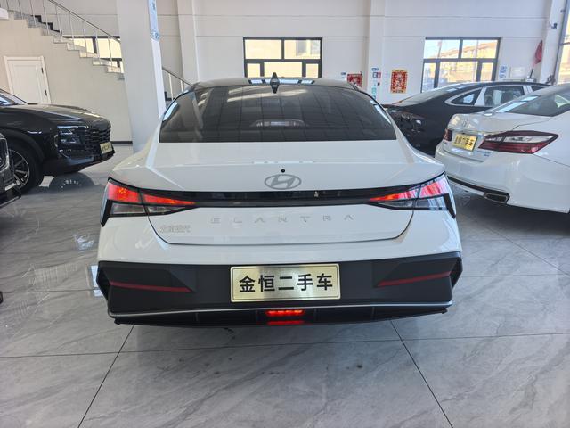 Hyundai Ioniq 2022 1.5L CVT GLS Leader – фото 7