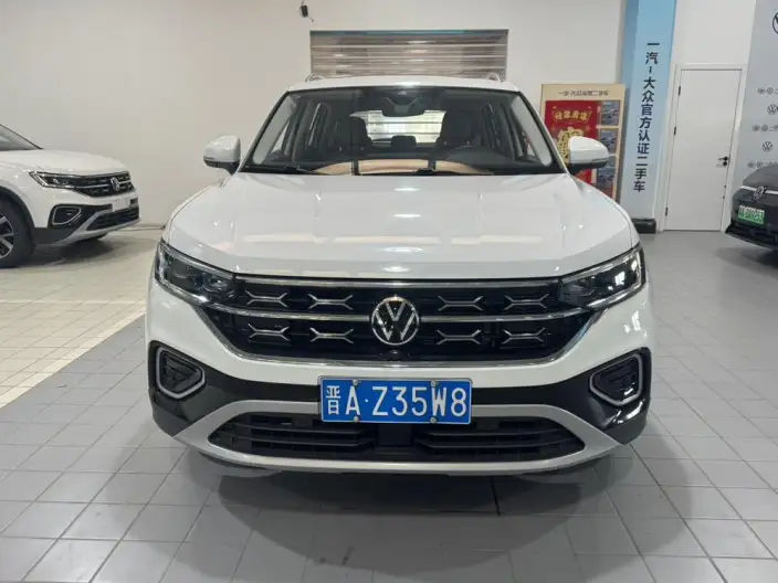 Volkswagen Tayron 2024 Model 330TSI 2WD Luxury Plus Advanced version
