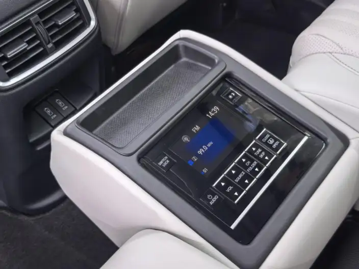 Honda BREEZE PHEV 2022 Model e:PHEV Exclusive Edition – фото 6