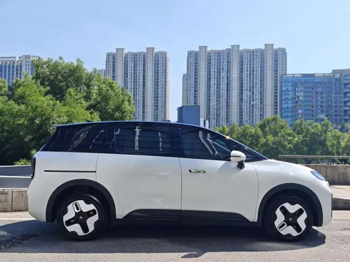 Arcfox Kaola 2023 Model Family Edition Pro – фото 7