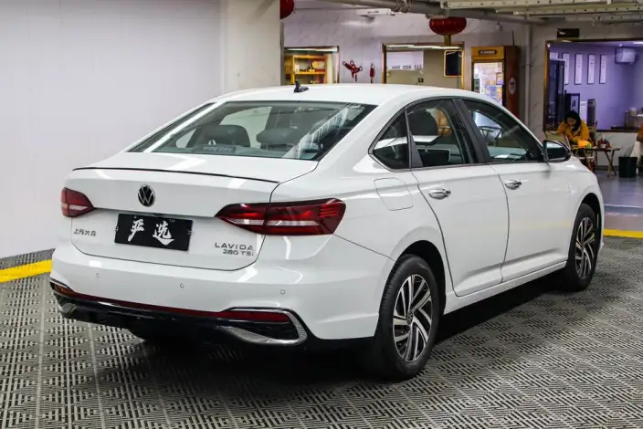 Volkswagen Lavida 2023 Model 280TSI DSG Starry Sky Manyi Edition – фото 6