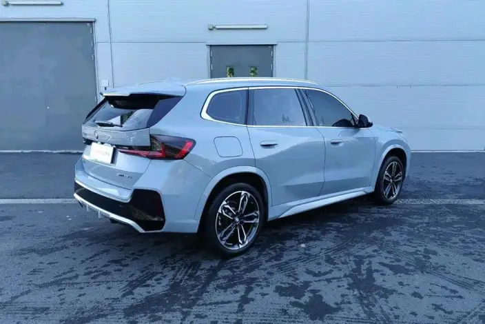 BMW X1 2026 Model sDrive25Li M Sports Set – фото 5