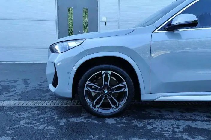 BMW X1 2026 Model sDrive25Li M Sports Set – фото 8