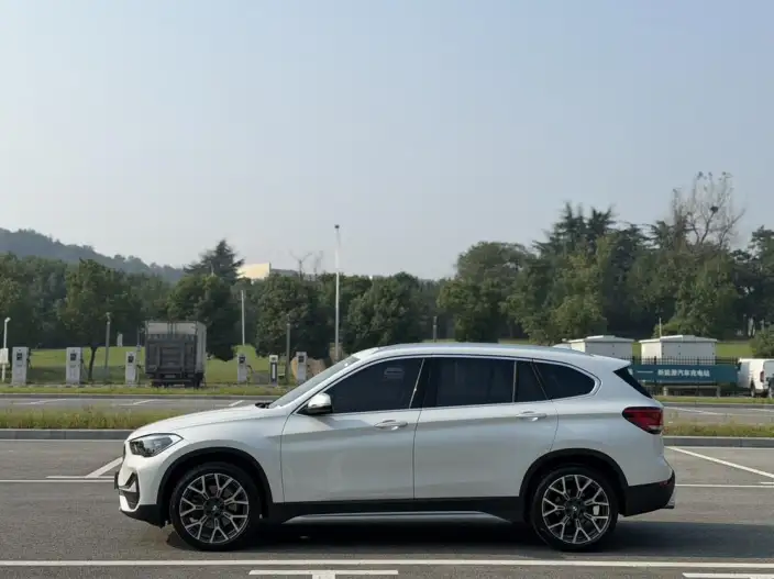 BMW X1 2022 Model Facelift xDrive25Li Exclusive Model