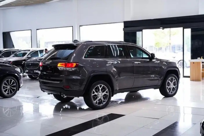 Jeep Grand Cherokee Imported 2021 Model 3.0L 80th Anniversary Memorial Edition – фото 6