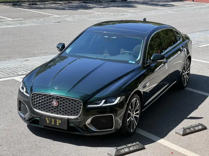 Jaguar XFL 2024 Model 2.0T P250 2WD Exclusive Deluxe Edition
