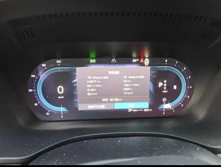 Volvo XC60 2023 Model B5 4WD Smart Range Deluxe Edition – фото 8
