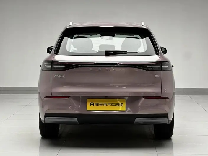 Geely Galaxy E5 2026 Model 610km Tiggo + Edition – фото 6