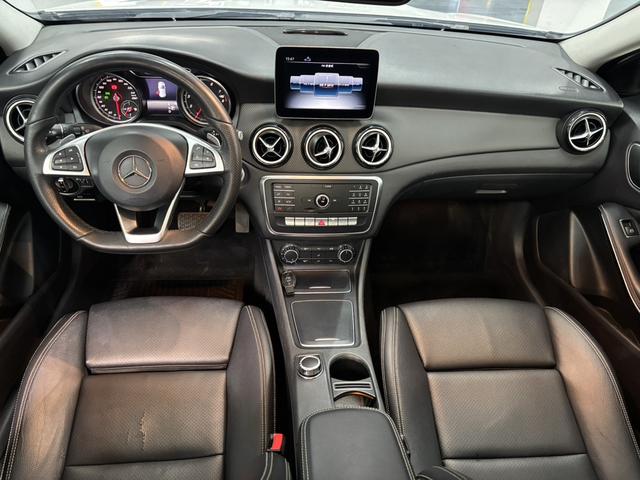 Mercedes-Benz GLA 2019 GLA 200 Dynamic – фото 6