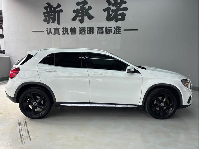 Mercedes-Benz GLA 2019 GLA 200 Dynamic – фото 15
