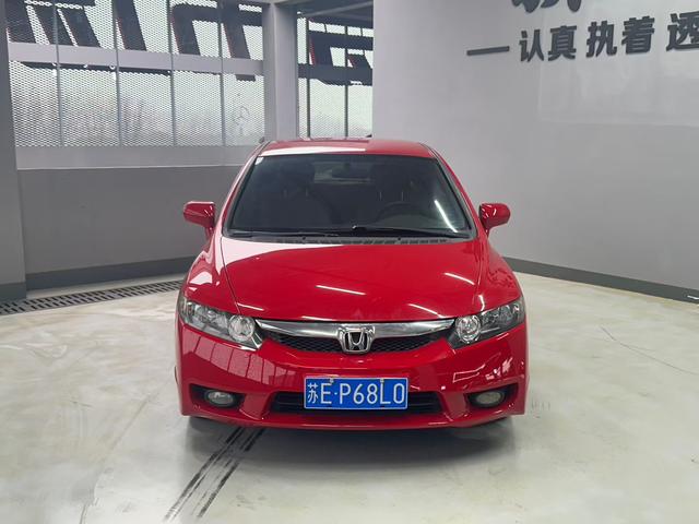 Honda Civic 2009 модификация 1.8L автоматическое Com f ort Edition – фото 2