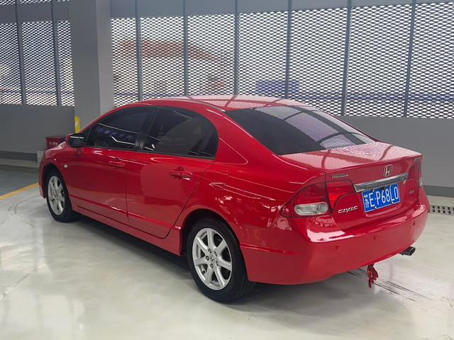 Honda Civic 2009 модификация 1.8L автоматическое Com f ort Edition – фото 8