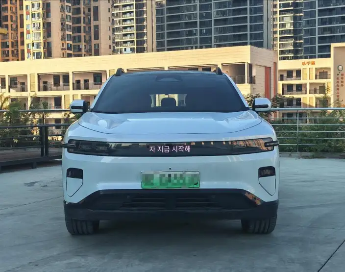 Changan Qiyuan E07 2024 Model EV 90kWh Ultra高 Performance version 4WD – фото 2