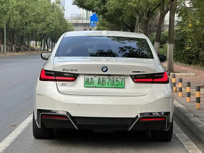 BMW i3 2023 Model eDrive35L – фото 6