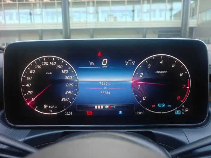 Mercedes-Benz C-Class 2022 Model C 200 L Sports Edition – фото 9