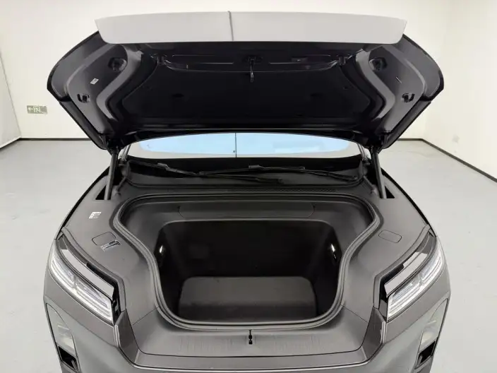 NIO ES8 2026 Model VI seat Executive Deluxe Edition – фото 10