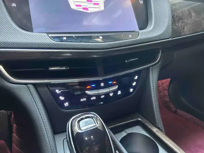 Cadillac CT6 2022 Model 28T Luxury Model – фото 8