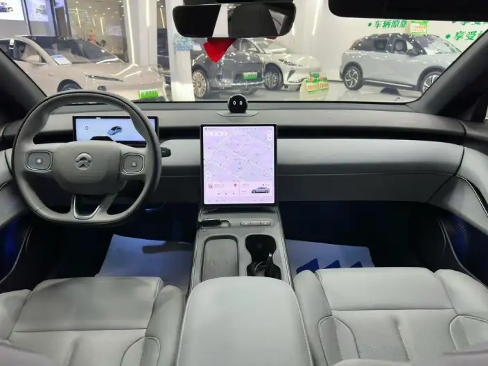 NIO ET5 2024 Model 100kWh – фото 8