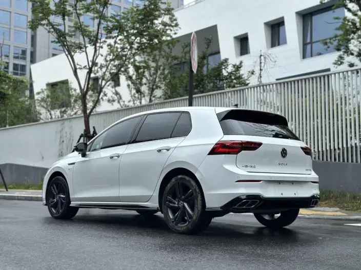 Volkswagen Golf 2023 Model Facelift 280TSI DSG R-Line Lite – фото 5